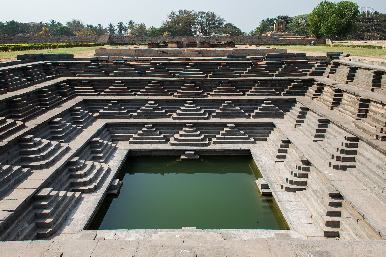 Hampi - Royal enclosre - Stepped tank The royal enclosure still has a beautiful stepped water storage tank which is called pushkarani. Stefan Cruysberghs